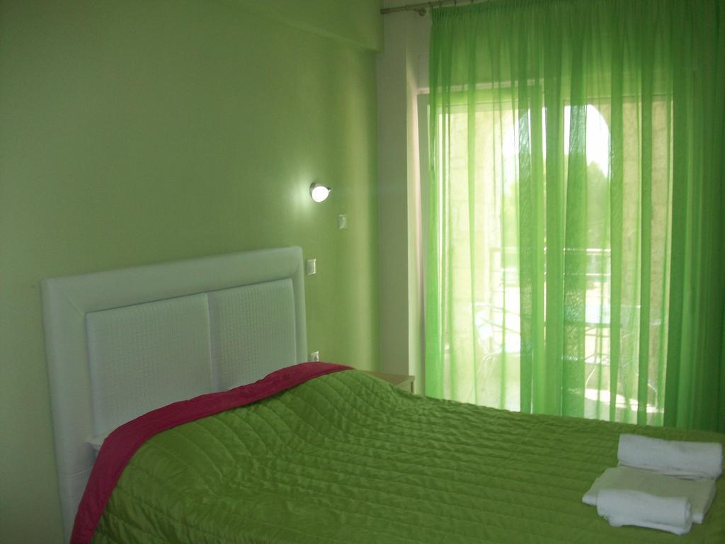 Mavridis Rooms Nikiti  Chambre photo