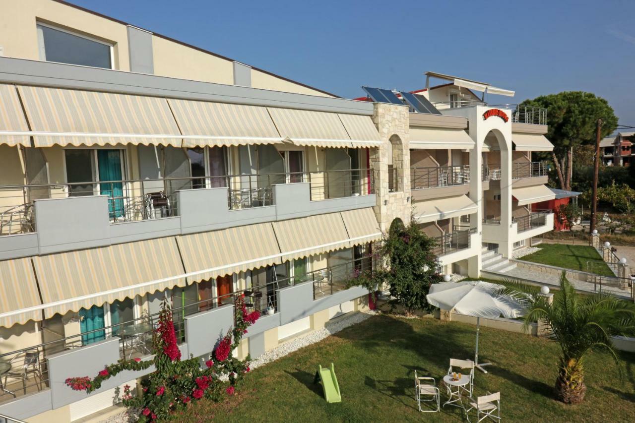 Mavridis Rooms Nikiti  Extérieur photo