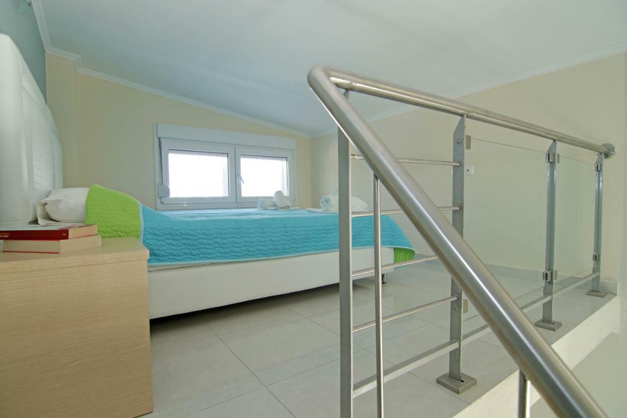 Mavridis Rooms Nikiti  Extérieur photo