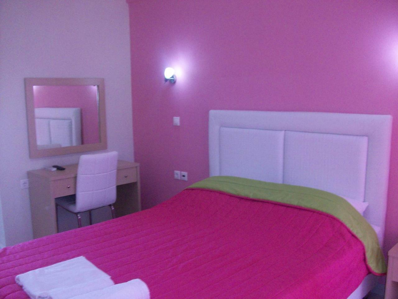 Mavridis Rooms Nikiti  Extérieur photo